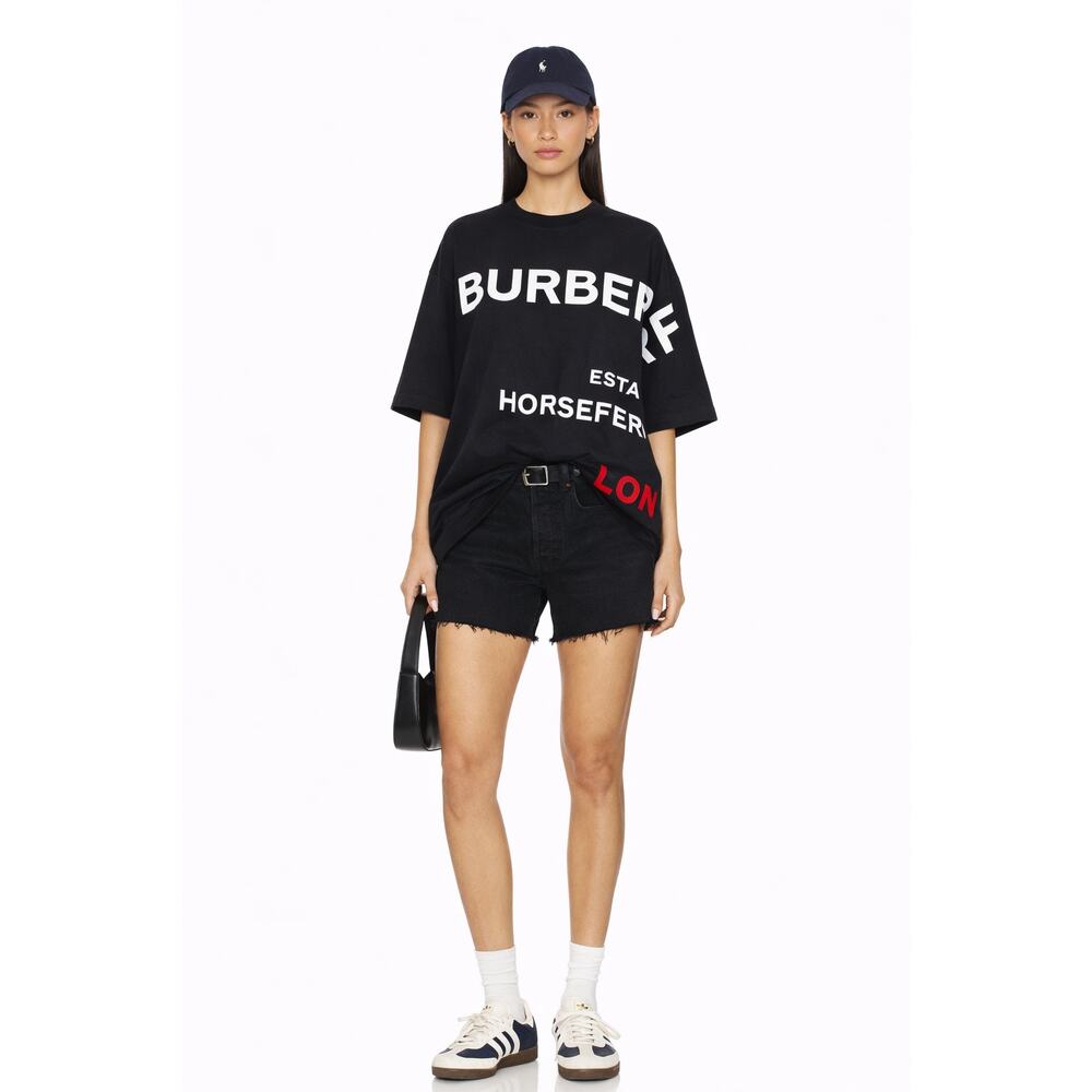 Sold❌Burberry logo oversized Black Graphic T-Shirt S